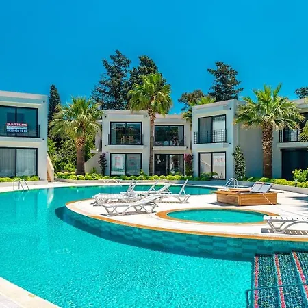 Luxurious 2 Bedroom 3 Ac House W/common Pool In Bitez * בודרום